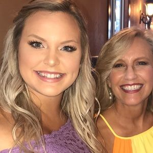 Meet your Posher, Treasha